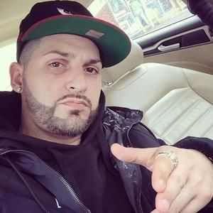 Meet your Posher, Matthew